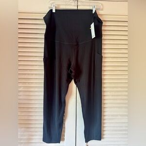 Quince Black High-Waisted Leggings
